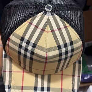 Burberry
Men's Vintage Check Trucker Hat